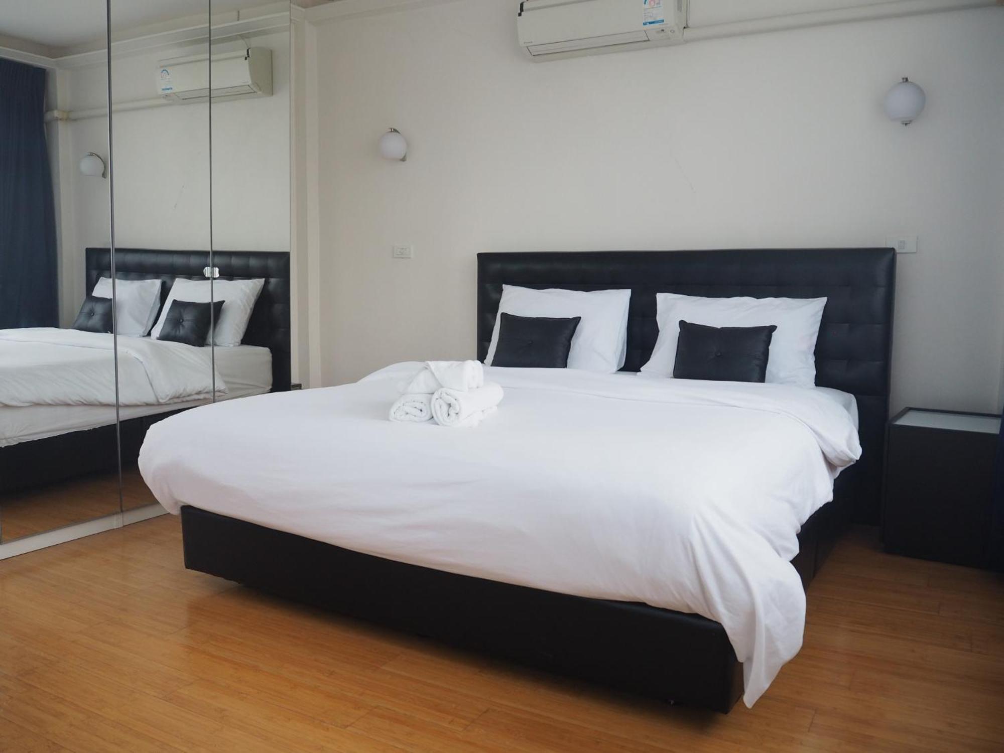 Maderla Hotel Банкок Екстериор снимка