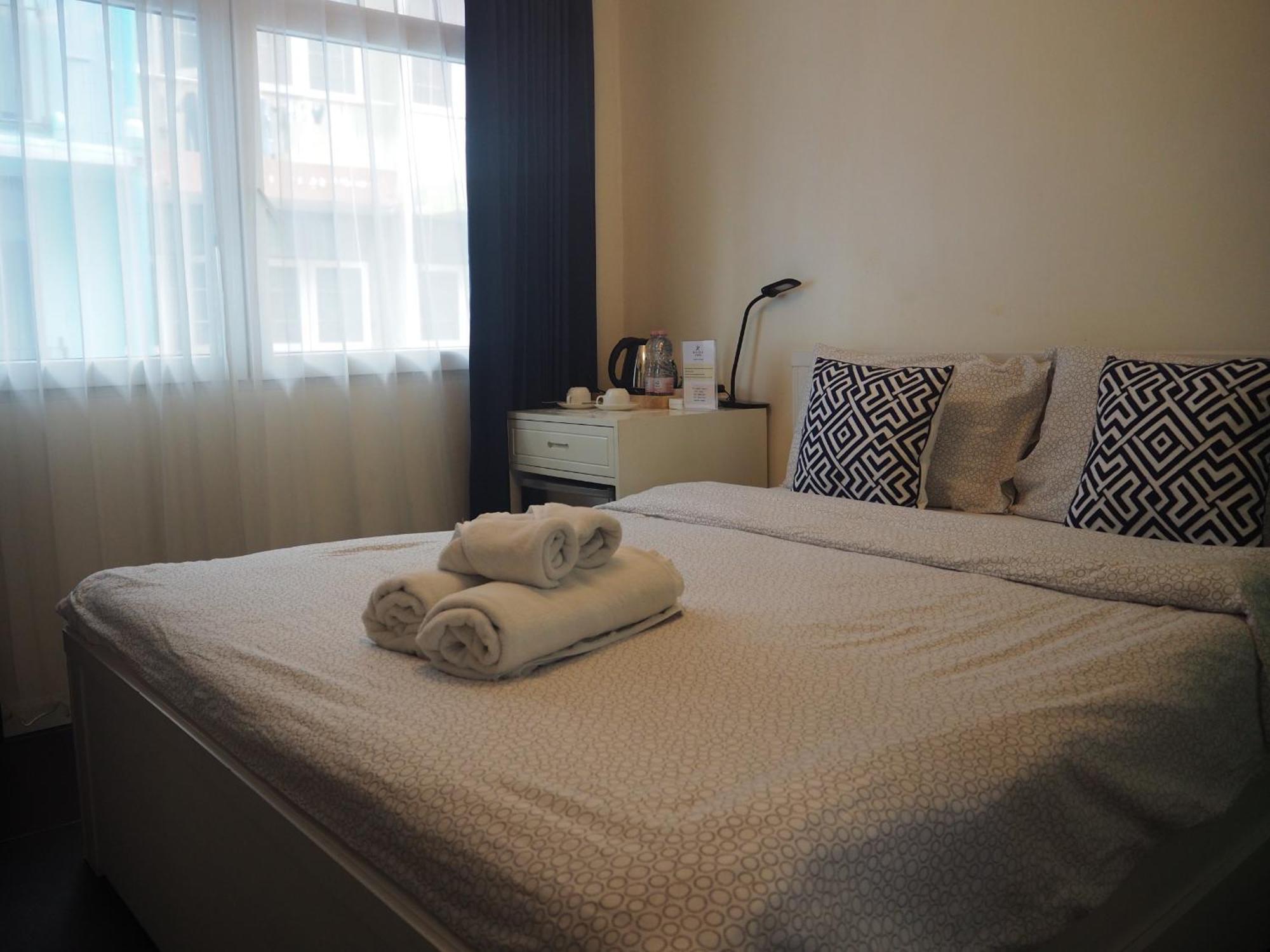 Maderla Hotel Банкок Екстериор снимка