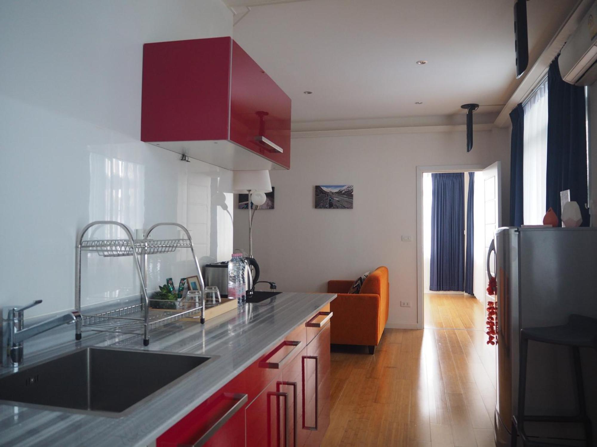 Maderla Hotel Банкок Екстериор снимка