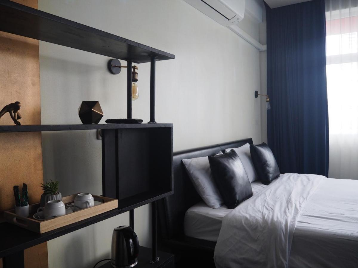 Maderla Hotel Банкок Екстериор снимка
